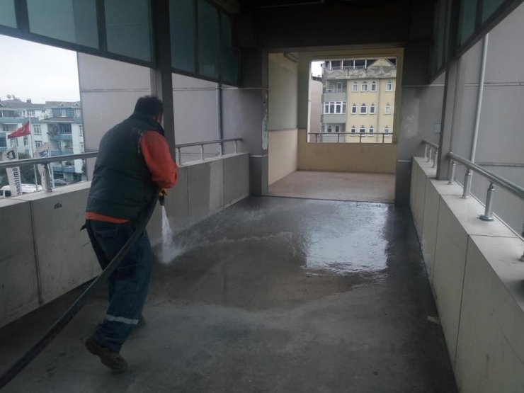 Körfez’de Bayram Öncesi Hummalı Çalışma