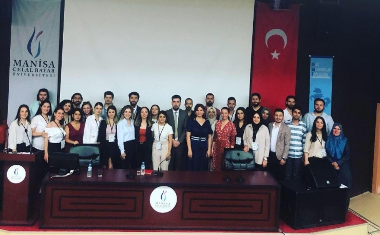 Manisa’da ‘İz Bırakan Kadınlar’ Söyleşisi