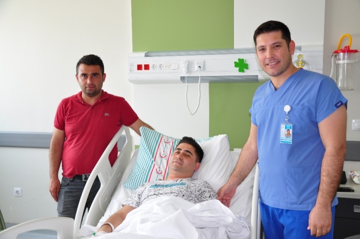 Dört Yıldır Çektiği Ağrılarından Bir Günde Kurtuldu