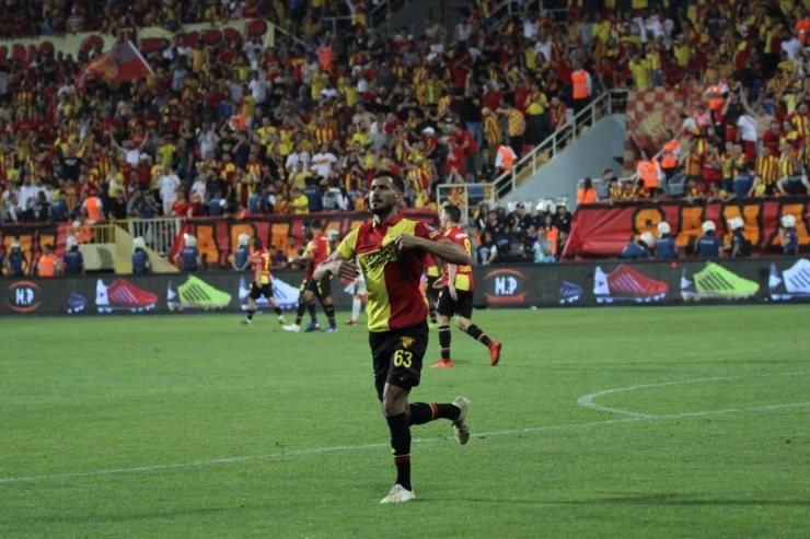Göztepe Süper Lig’e Tutundu
