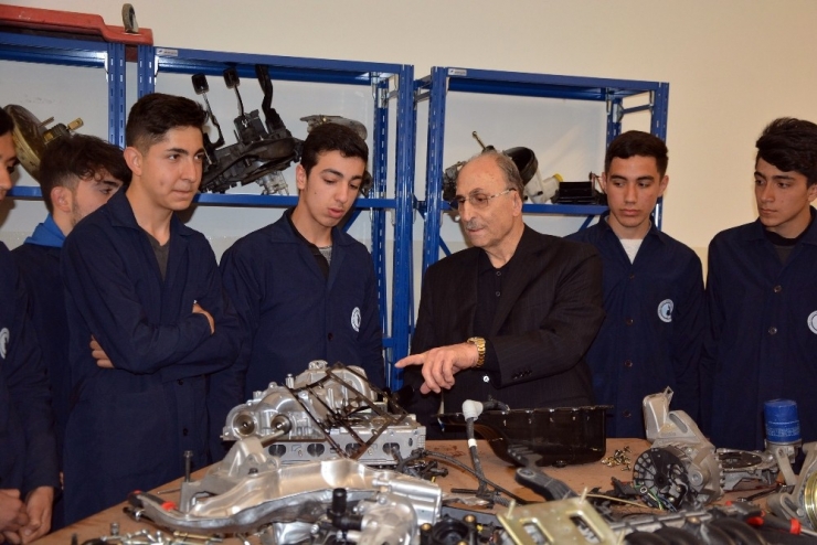Otomotiv Sektörünü Heyecanlandıran Okul