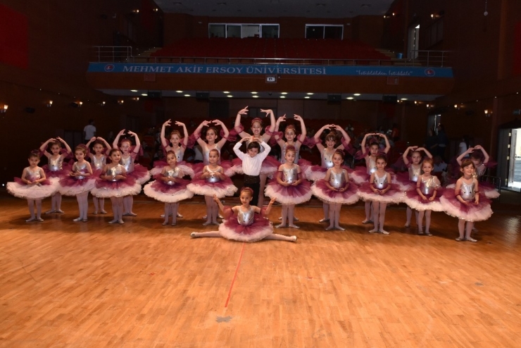 Makü’de Görsel Şölen