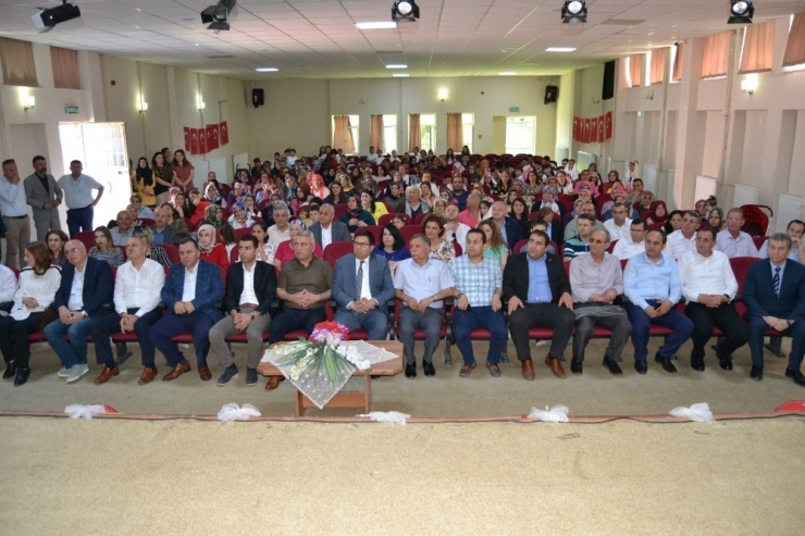 Kursiyerlerden Yıl Sonu Sergisi