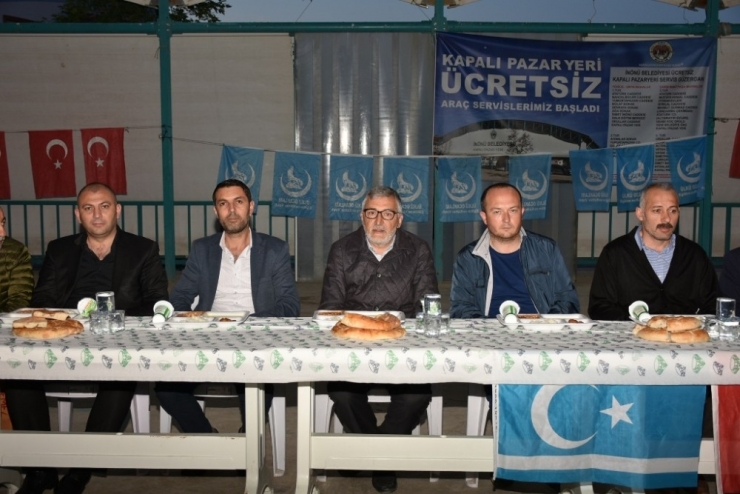 İnönü Ülkü Ocakları İftar Programı Düzenledi