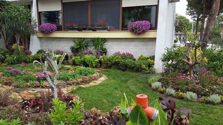 Karşıyaka’nın En Güzel Balkon Ve Bahçeleri Ödül Getirdi