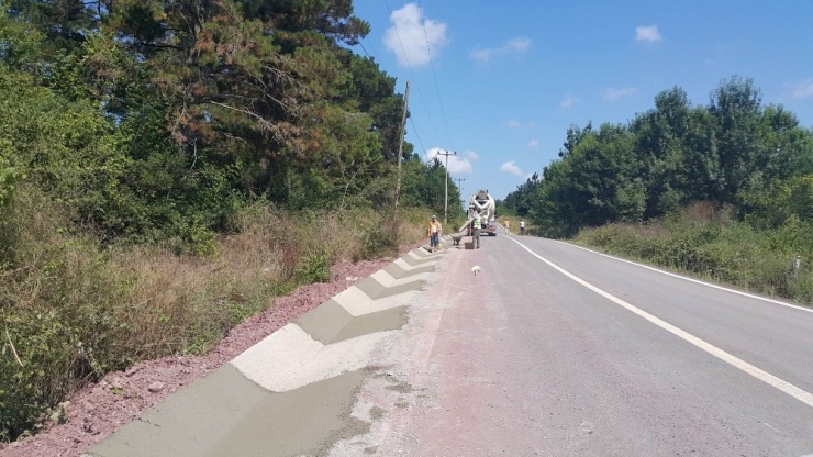 Tatilcilerin Yoğun İlgi Gösterdiği Kandıra’nın Yolları Yaza Hazır