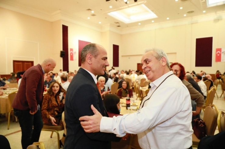 Başkan Söğüt, Muhtarlarla İftarda Buluştu