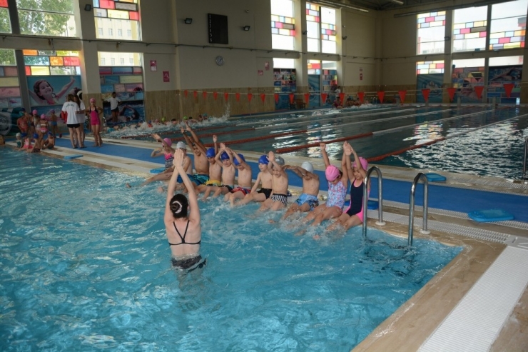 Manisa Büyükşehir’in Yaz Spor Okullarında Kayıtlar Başladı