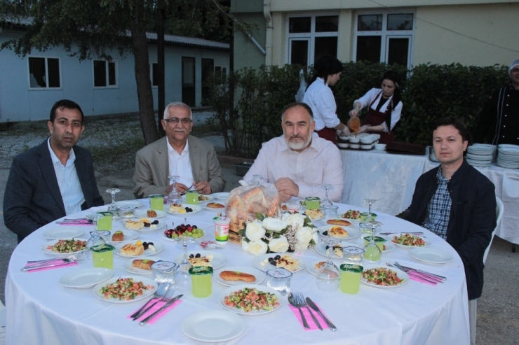 Sapanca’da Gençlik Merkezi Açılıyor