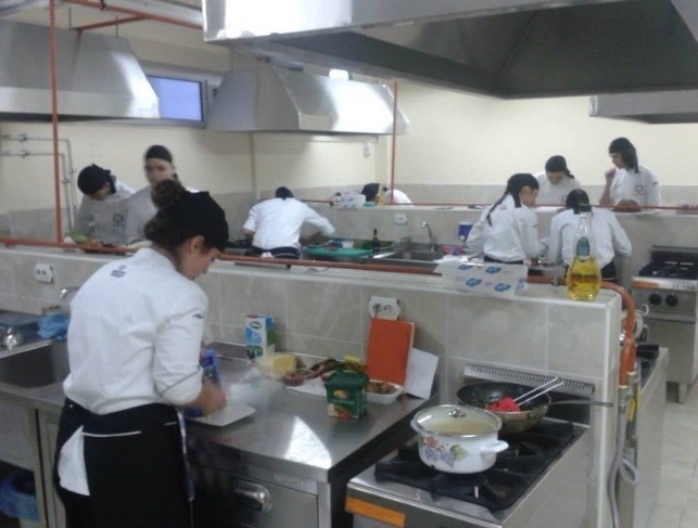 Dünyaca Ünlü Şefler Bu Mutfaktan Çıkacak