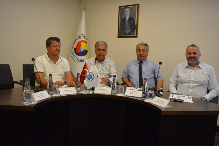 Adrasan’da Yılda 250 Bin Günübirlik Tekne Turu Satılıyor