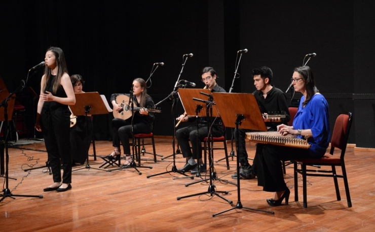 İki Yıllık Emeklerini Konserle Taçlandırdılar