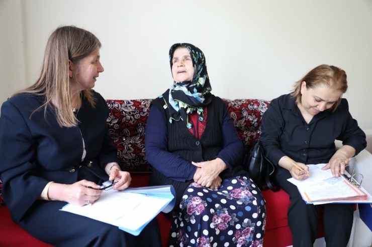 İlkadım Kadın Koordinasyon Merkezinden Gıda Yardımı