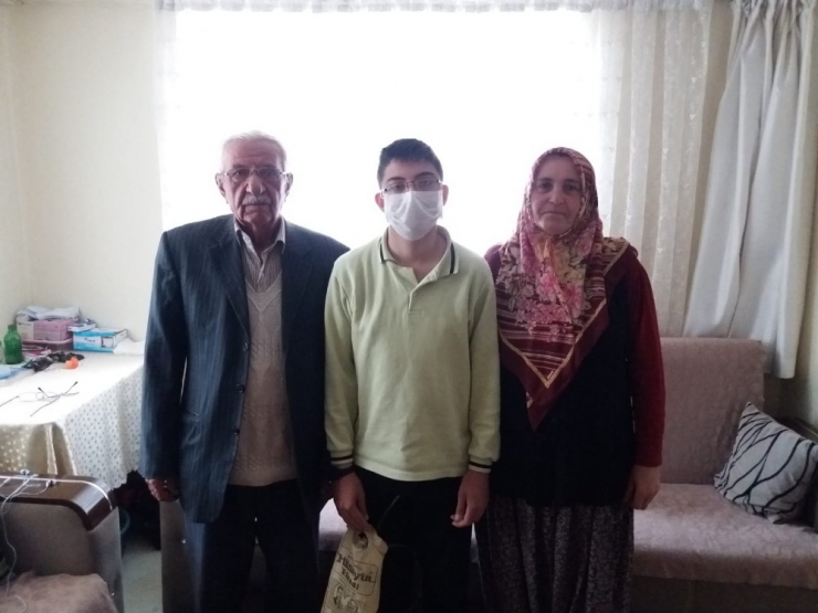 Mesut, Dünya Tıp Literatürüne Girdi