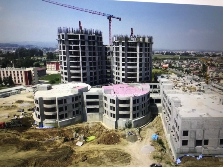 Tarsus Devlet Hastanesinin Kaba İnşaatının Yüzde 95’i Tamamlandı