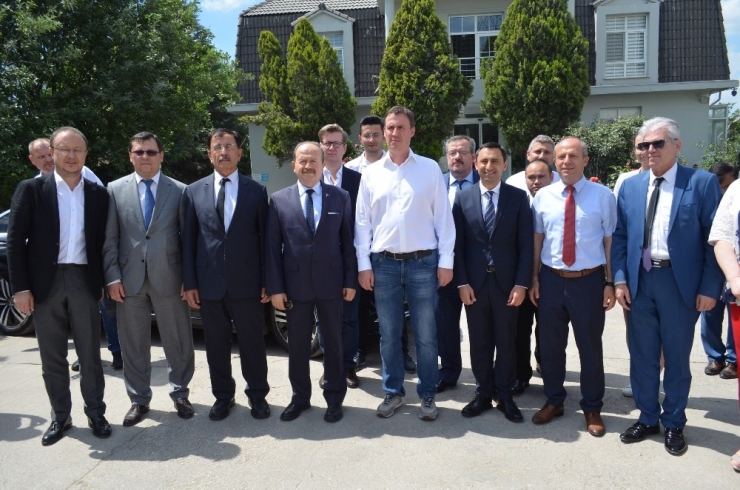 Rus Tarım Bakanı Petruşev’den Kırklareli’deki Un Fabrikasında İnceleme