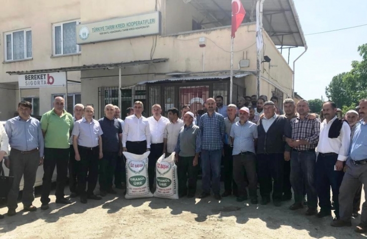 Kenevir Üreticisine Gübre Desteği