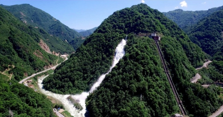 Her Yıl Sadece 15 Gün Görülebiliyor