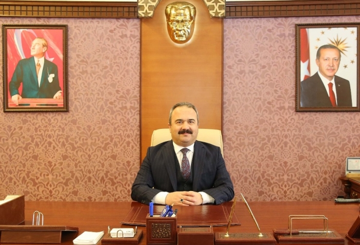 Giresun Üniversitesi Rektörü Coşkun Görevinden İstifa Etti