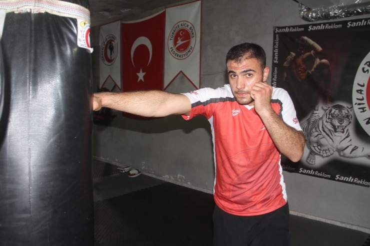 Zayıflamak İçi Başladı, 11 Aylık Sakatlıktan Kurtuldu, 2 Madalya Kazandı