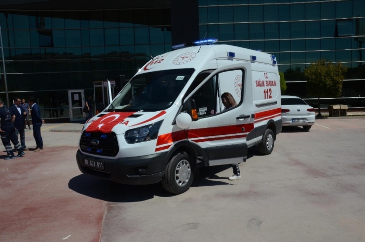 Balıkesir’e 6 Yeni Ambulans