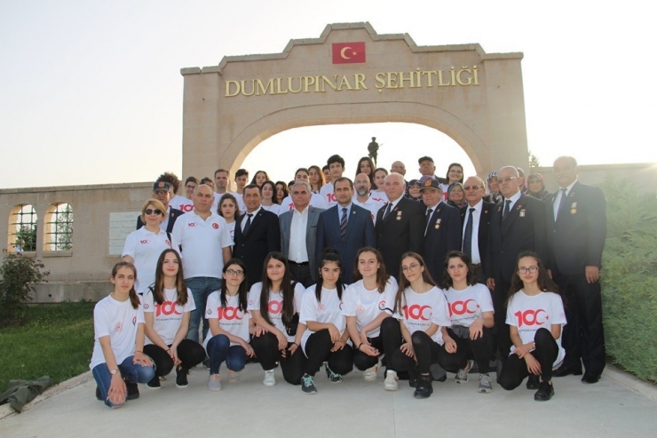 Samsunlu Öğrencilerden Dumlupınar’a Ziyaret