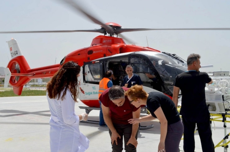 Sivaslı Gülter Bebeğe Kayseri Şehir Hastanesi Şifa Oldu