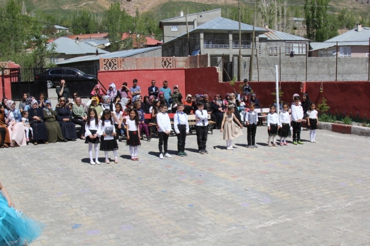 Başkale’de Okuma Bayramı