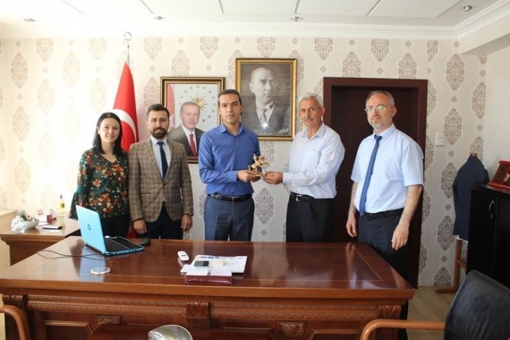 Samsun’daki Atatürk Büstünün 3 Boyutlu Minyatürünü Yaptılar