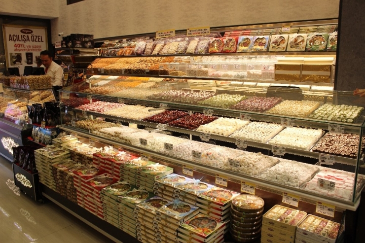 Tuğba Kuruyemiş Ankara’da 5’inci Mağazasını Açtı