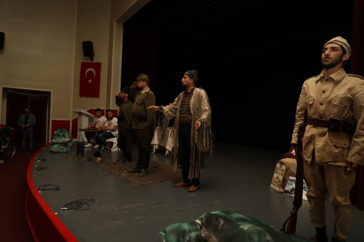 "Emanet" Seyirci İle Buluştu