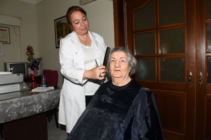 Yaşlılar Bayram İçin Güzelleşti