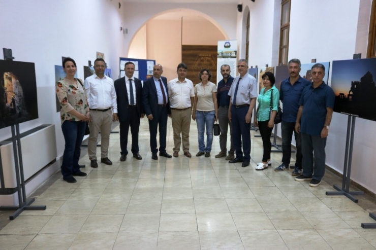 Zerzevan Kalesi Onlarca Karede Sergilendi