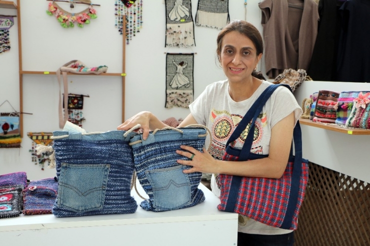 İki Üniversite Bitirdi, Mutluluğu El Sanatlarında Buldu