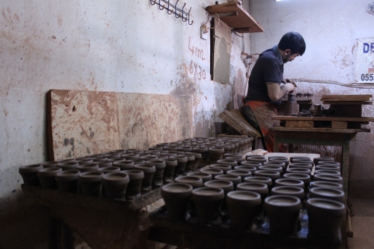 Günde 800 Adet Yapıp İhraç Ediyor