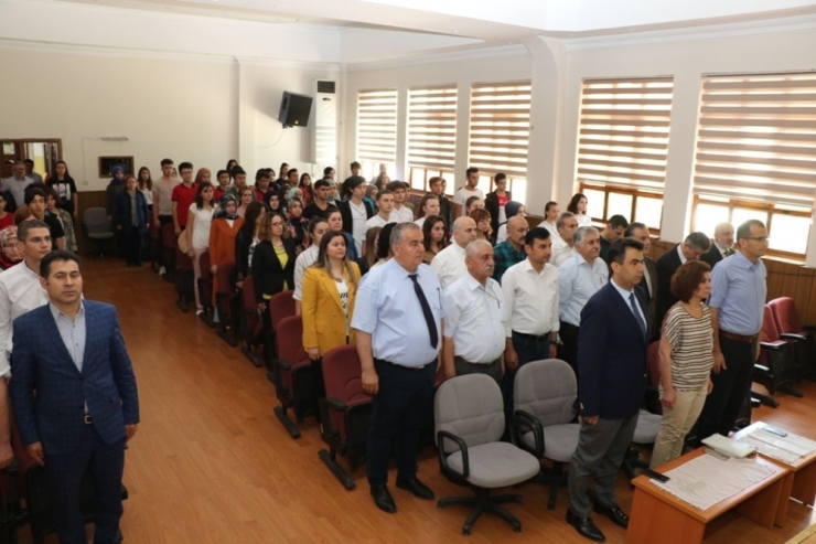 “Meslek Lisesi Öğrencileri Ailelerimizle Buluşuyor” Projesi Ödül Töreni Yapıldı