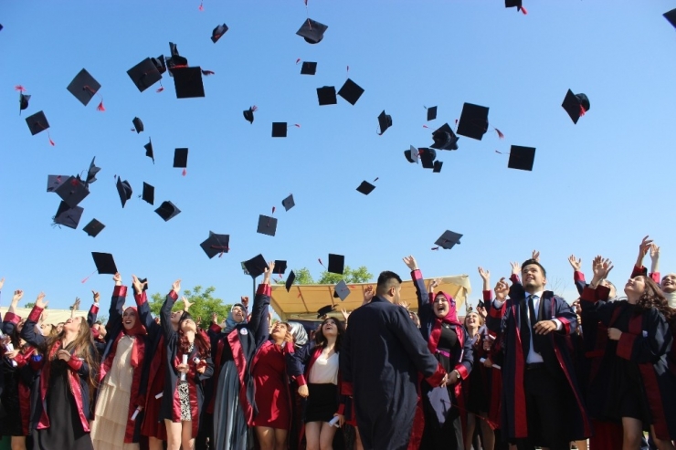 Çarşamba Myo 350 Mezun Verdi