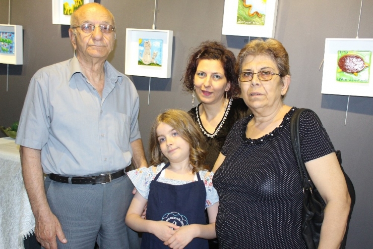 Minik Eller Hayalini Toprakla Şekillendirdi