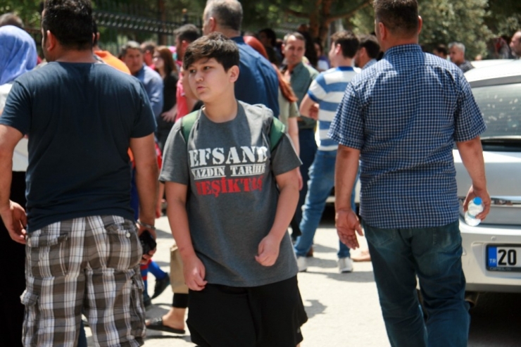 Denizli’de 12 Bin 600 Öğrenci Lgs Sınavında Ter Döktü