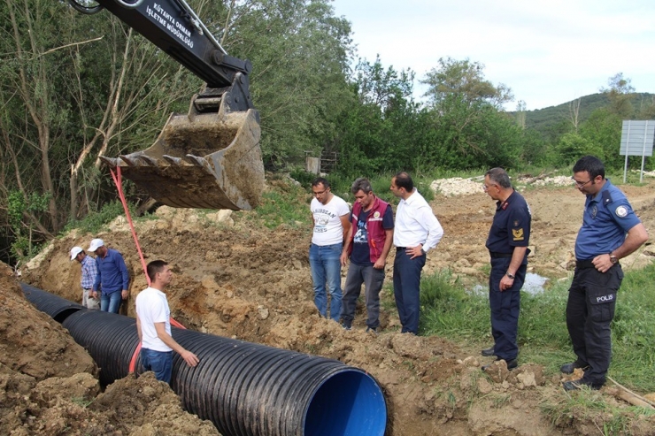 Dumlupınar Kaymakamı Abbasoğlu: Devletimiz Köylerimizde Alt Yapı Çalışmalarına Önem Vermektedir