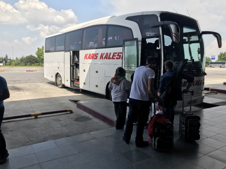 Eskişehir Otogarında Bayram Yoğunluğu