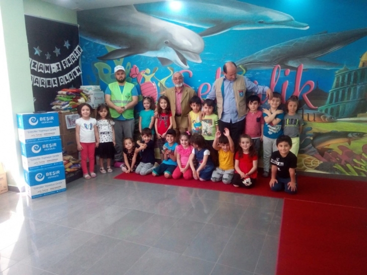 Minik Eller İhtiyaç Sahiplerine Uzandı