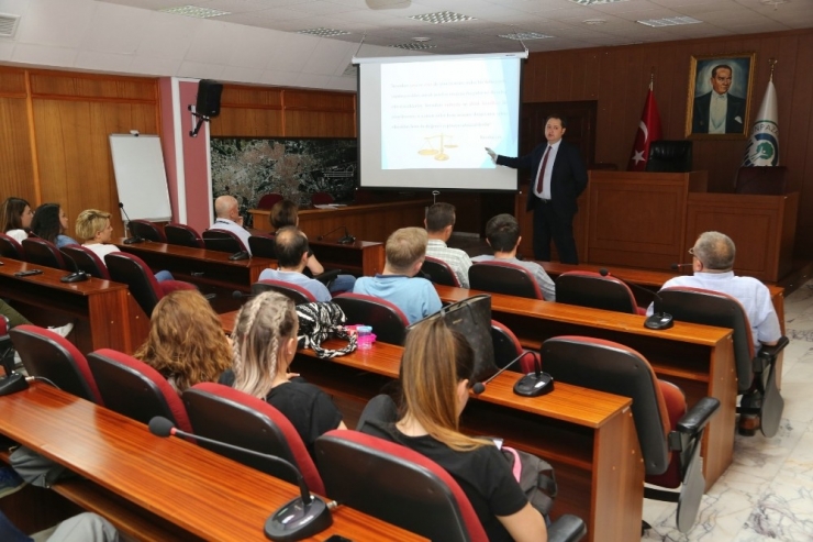 Odunpazarı Personeli Etik Eğitimi Aldı