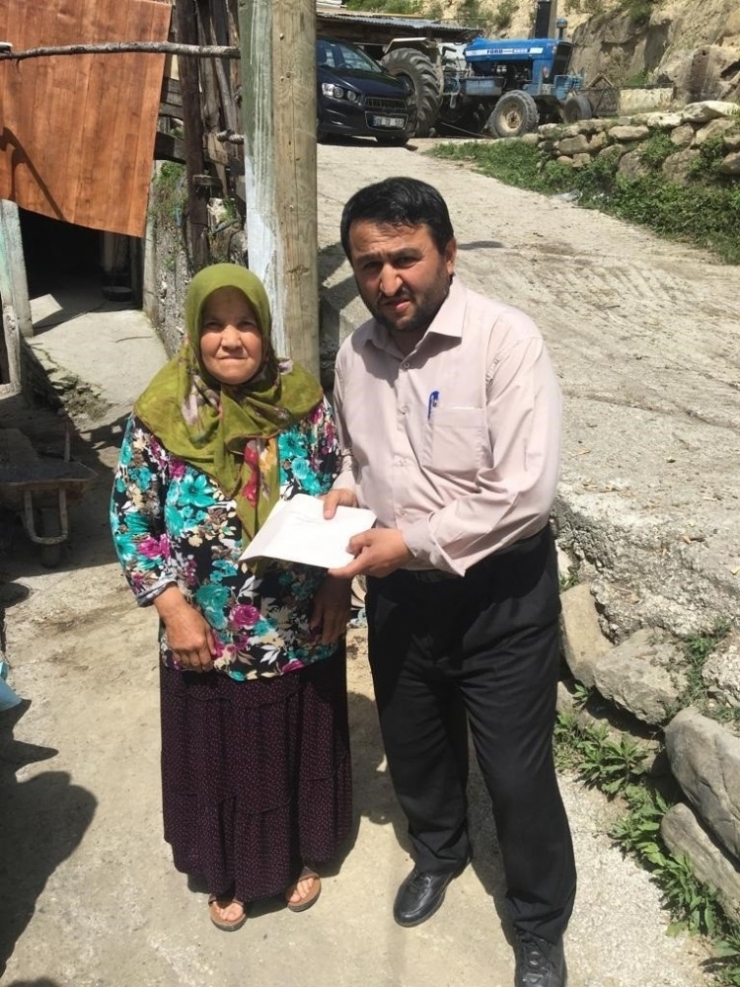 Türkeli Müftülüğünden Yangınzedelere Yardım