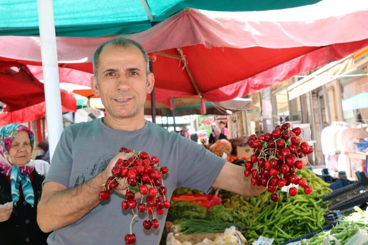 Pazarda Bayram Havası