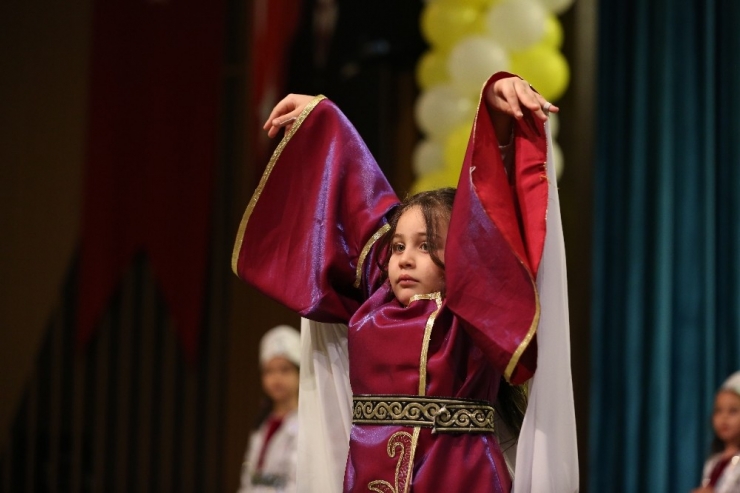 Zübeyde Hanım Ana Sınıfından Muhteşem Yıl Sonu Gösterisi
