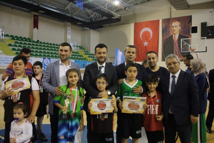 Çgs’den Görkemli Kapanış