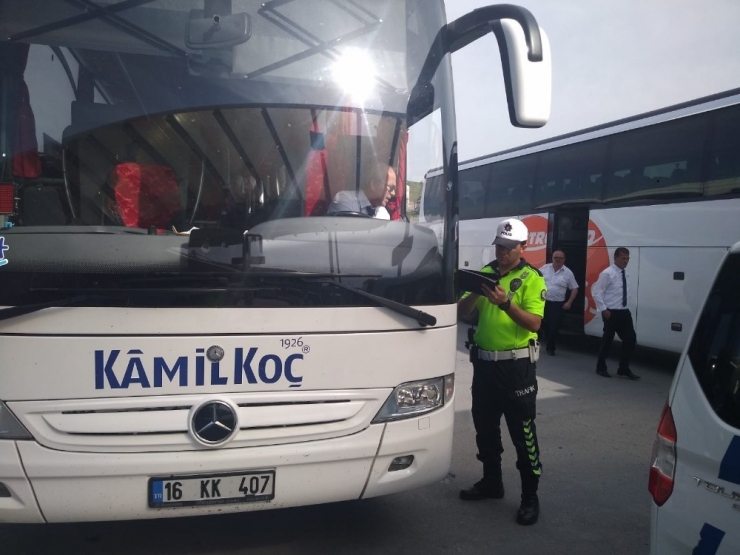 Şehirlerarası Yolcu Otobüsleri Denetleniyor