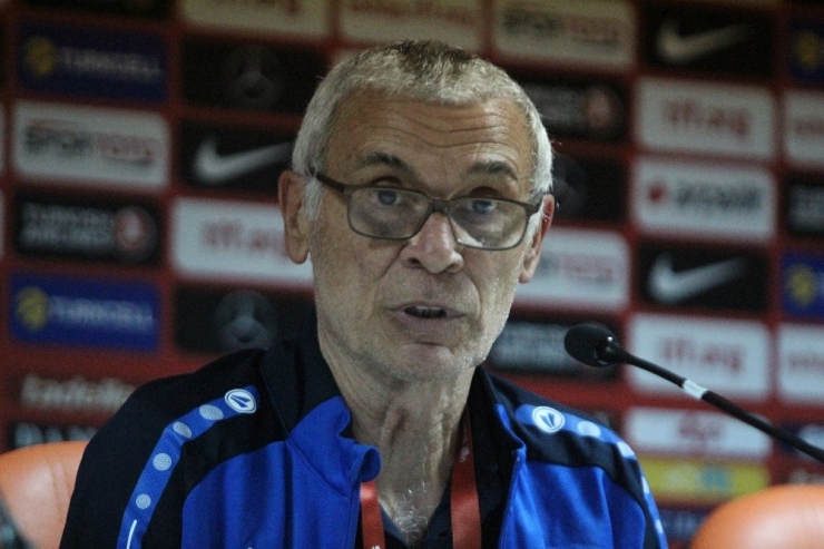 Cuper: "Fransa’ya Karşı Oynamak Kolay Değil"