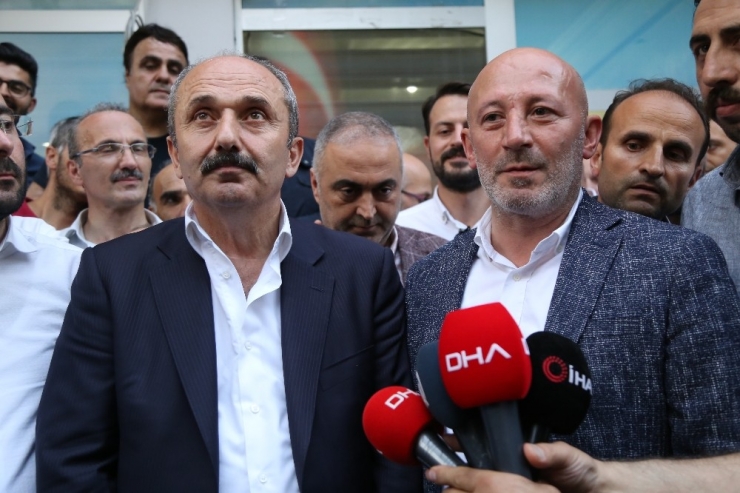 Yusufeli’de Kazanan Ak Partili Eyüp Aytekin Oldu